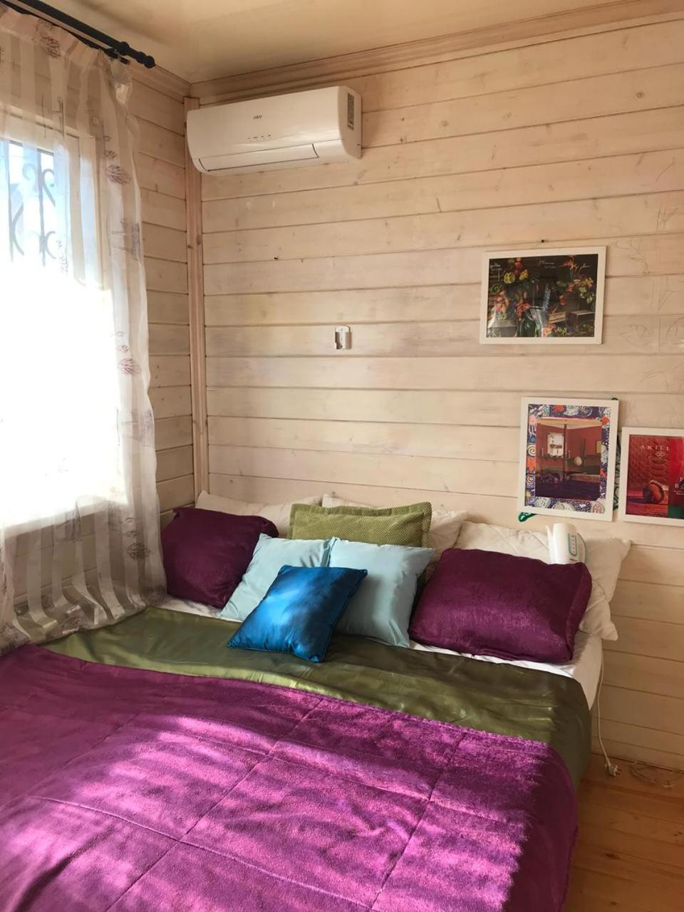 Hotel Добрый Лев Sochumi Exterior foto
